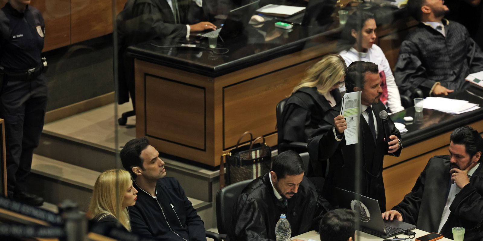 "Condenação é o mínimo para aqueles dois monstros", diz pai de Henry