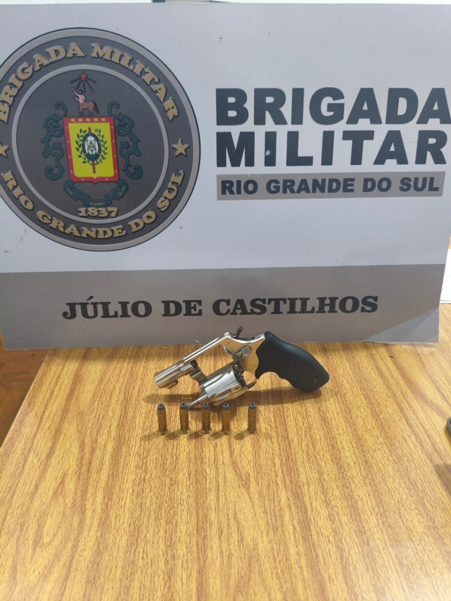 Brigada Militar realiza prisão por porte ilegal de arma de fogo em Júlio de Castilhos