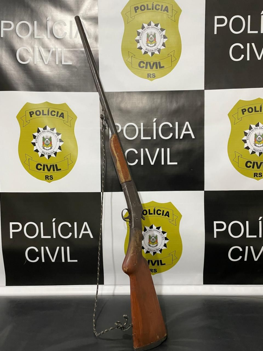 POLÍCIA CIVIL CUMPRE MANDADO DE BUSCA E APREENSÃO EM PINHAL GRANDE - RS