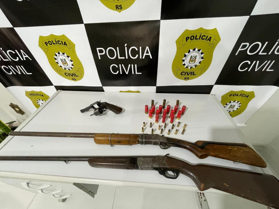 Polícia Civil prende homem em flagrante por posse de arma de fogo com numeração raspada em Pinhal Grande